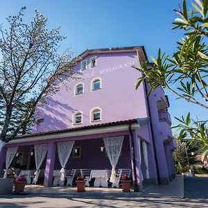 Sandi - Free Parking Otel