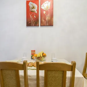 https://accommodation-mamut.hotels-in-trogir.com
